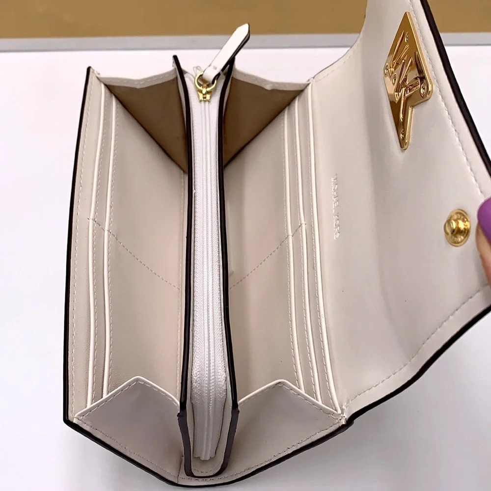 NWT MICHAEL KORS MIMI LARGE BIFOLD WALLET OPTIC WHITE COLOR